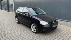 Zwart, metallic lak Gebruikt 2007 VW Polo Hatchback | € 2.399 (Eerlijke prijs)