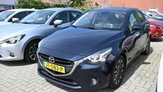 Blauw Gebruikt 2016 Mazda 2 Hatchback | € 8.850 (Eerlijke prijs)