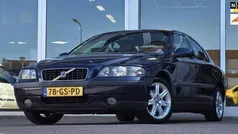 Blauw, metallic lak Gebruikt 2001 Volvo S60 Sedan | € 1.994 (Eerlijke prijs)