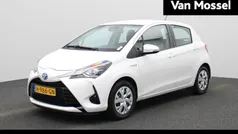 Gebruikt 2020 Toyota Yaris Hybrid Active Hatchback | € 16.900 (Eerlijke prijs)