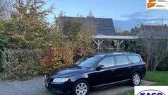 Blauw (metallic) Gebruikt 2010 Volvo V70 Stationwagen | € 6.450 (Eerlijke prijs)