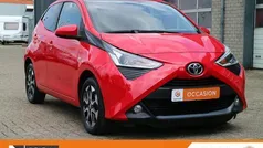 Rood Gebruikt 2018 Toyota Aygo X-play Hatchback | € 13.750 (Eerlijke prijs)