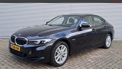 Occasion 2023 BMW 320e Sedan | € 29.995 (Super prijs)