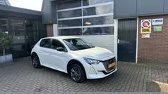 Wit Gebruikt 2022 Peugeot e-208 Hatchback | € 18.950 (Goede deal)