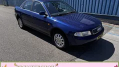 Blauw, metallic lak Gebruikt 1998 Audi A4 Sedan | € 1.250 (Eerlijke prijs)