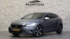 Gebruikt 2019 Volvo V40 R-Design Stationwagen | € 18.950 (Eerlijke prijs)