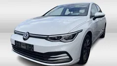 Gebruikt 2022 VW Golf VIII Style Hatchback | € 24.950 (Goede deal)
