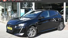 Zwart Gebruikt 2020 Peugeot e-208 Allure Hatchback | € 17.695 (Eerlijke prijs)