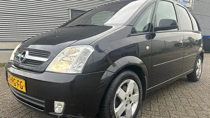 Occasion Opel Meriva Cosmo 125 PK (91 kW) 2004 Zwart MPV