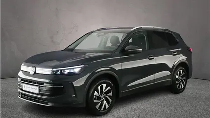 Grijs Occasion 2024 VW Tiguan Edition SUV | € 38.900 (Super prijs)