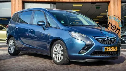 Blauw Occasion 2013 Opel Zafira Tourer MPV | € 5.900 (Goede deal)