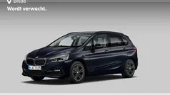 Blauw Gebruikt 2020 BMW 220 Executive Stationwagen | € 23.880 (Goede deal)