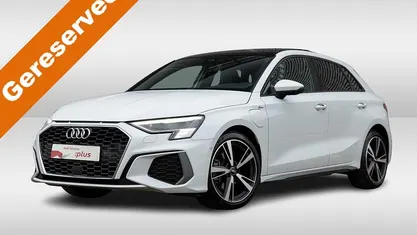 Occasion 2022 Audi A3 Sportback e-tron S-Line Hatchback | € 32.950 (Eerlijke prijs)