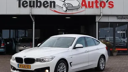 Wit Occasion 2013 BMW 320 Executive Hatchback | € 14.985 (Eerlijke prijs)