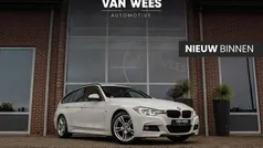 Wit Gebruikt 2018 BMW 320 Executive Stationwagen | € 21.950 (Eerlijke prijs)