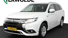 Gebruikt 2020 Mitsubishi Outlander P-HEV SUV | € 27.840 (Eerlijke prijs)
