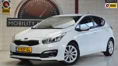 Gebruikt 2016 Kia Ceed Hatchback | € 10.880 (Eerlijke prijs)