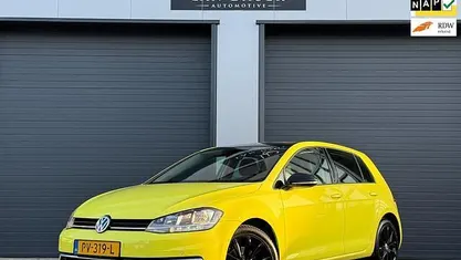 Occasion 2017 VW Golf VII Highline Hatchback | € 16.900 (Goede deal)