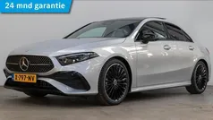 Grijs Gebruikt 2024 Mercedes 200 AMG line Sedan | € 41.950 (Eerlijke prijs)
