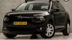 Zwart, metallic lak Gebruikt 2018 Citroën C4 Cactus PureTech Hatchback | € 9.945 (Eerlijke prijs)