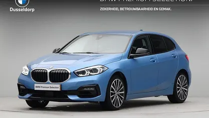 Occasion BMW 118 Executive 141 PK (103 kW) 2019 Blauw Hatchback