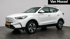 Wit Gebruikt 2023 MG ZS Comfort Sedan | € 21.990 (Eerlijke prijs)