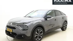 Oranje, metallic lak Gebruikt 2021 Citroën e-C4 Shine SUV | € 19.950 (Eerlijke prijs)