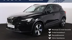 Zwart Gebruikt 2023 Volvo XC40 Plus SUV | € 42.900 (Eerlijke prijs)