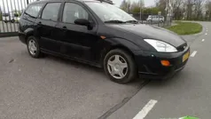 Zwart Gebruikt 1999 Ford Focus Ghia Stationwagen | € 950 (Duur)