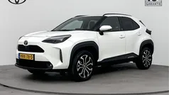 Wit Gebruikt 2024 Toyota Yaris Cross Edition SUV | € 29.995 (Eerlijke prijs)