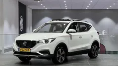 Wit Gebruikt 2021 MG ZS Luxury Sedan | € 15.495 (Eerlijke prijs)