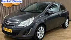 Gebruikt 2012 Opel Corsa Edition Hatchback | € 3.945 (Eerlijke prijs)