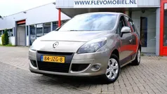 Beige Gebruikt 2009 Renault Scénic III Expression MPV | € 5.850 (Eerlijke prijs)