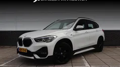 Wit Gebruikt 2022 BMW X1 Executive SUV | € 30.445 (Eerlijke prijs)