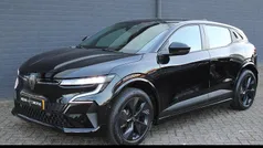 Zwart Gebruikt 2024 Renault Megane E-Tech Evolution Hatchback | € 28.680 (Eerlijke prijs)