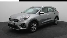 Grijs Gebruikt 2022 Kia Niro SUV | € 23.940 (Super prijs)
