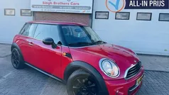 Rood Gebruikt 2013 Mini ONE Hatchback | € 4.999 (Goede deal)