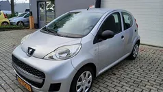 Grijs Gebruikt 2012 Peugeot 107 Hatchback | € 2.499 (Eerlijke prijs)