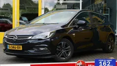 Blauw Gebruikt 2019 Opel Astra Edition Hatchback | € 11.900 (Eerlijke prijs)