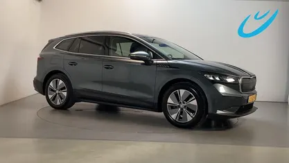 Grijs Gebruikt 2021 Skoda Enyaq iV SUV | € 22.400 (Eerlijke prijs)
