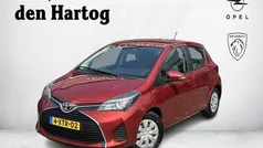 Rood Gebruikt 2014 Toyota Yaris Hatchback | € 9.900 (Eerlijke prijs)