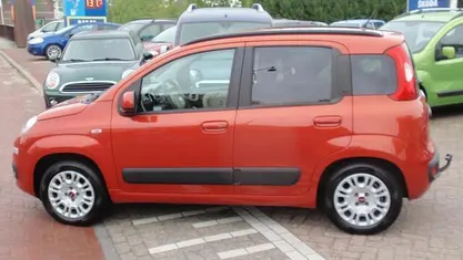 Rood Gebruikt 2012 Fiat Panda Hatchback | € 3.250 (Eerlijke prijs)
