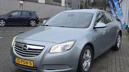 Occasion Opel Insignia Edition 180 PK (132 kW) 2011 Grijs Hatchback