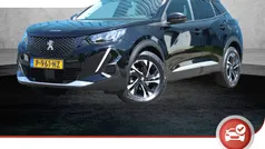 Zwart Gebruikt 2022 Peugeot 2008 Allure SUV | € 21.425 (Eerlijke prijs)