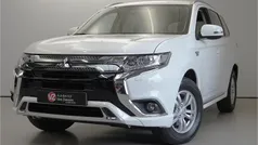 Wit Gebruikt 2020 Mitsubishi Outlander SUV | € 21.500 (Eerlijke prijs)