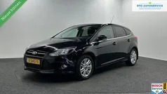 Zwart Gebruikt 2013 Ford Focus Hatchback | € 5.000 (Goede deal)