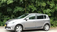 Grijs Gebruikt 2012 Renault Scénic III Expression MPV | € 4.345 (Eerlijke prijs)