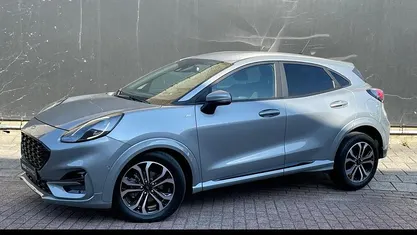 Grijs Gebruikt 2023 Ford Puma ST-Line SUV | € 17.935 (Eerlijke prijs)