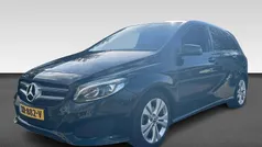 Zwart Gebruikt 2017 Mercedes B200 Prestige MPV | € 18.930 (Eerlijke prijs)