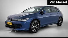 Blauw Nieuw 2025 VW Golf VIII Edition Hatchback | € 37.900 (Eerlijke prijs)